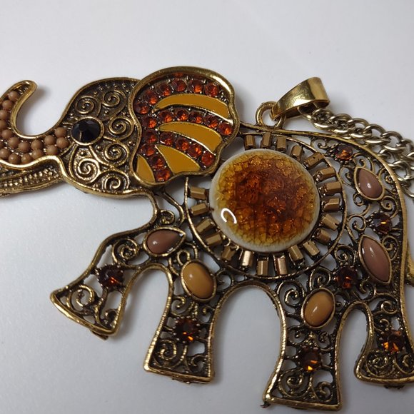 Awesome Large Decorative Elephant Pendant Necklace 18 Inches Long - Picture 4 of 13